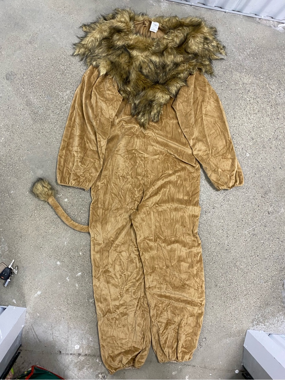 Menโs Spirit Wizard of Oz Cowardly Lion Costume - Brown size L/XL - Picture 2 of 9